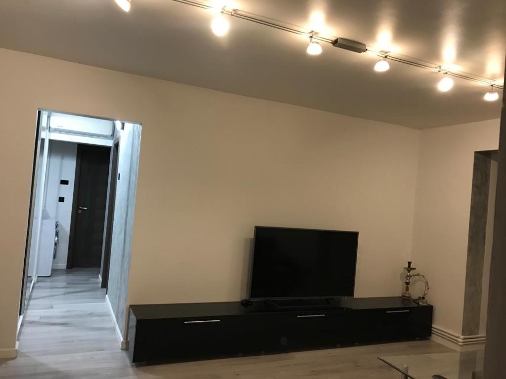 Elegant & Silver Luxury Apartament Craiova Eksteriør bilde