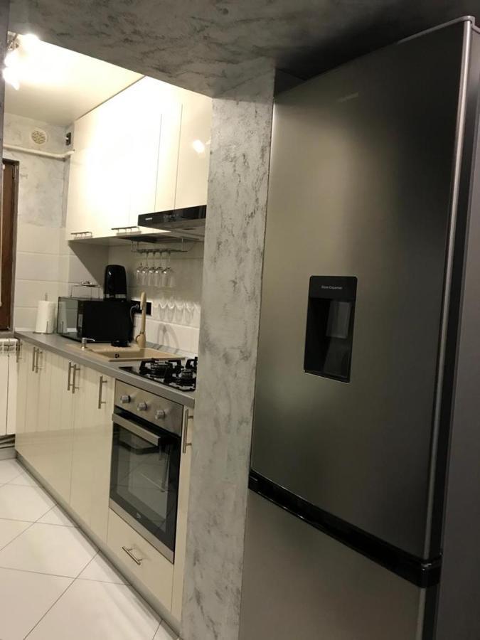 Elegant & Silver Luxury Apartament Craiova Eksteriør bilde